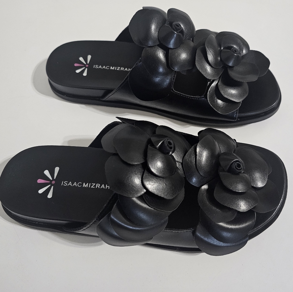 Isaac Mizrahi Black Floral Slide Sandals Size 7